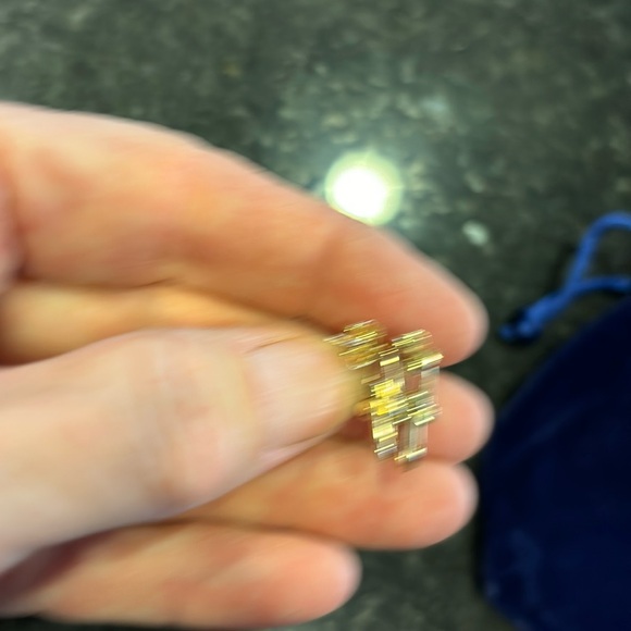 🌟 14k Gold Double Link Drop Earrings🌟 - Picture 4 of 7